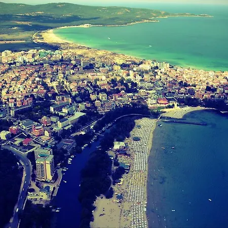 Vendégház By The Sea