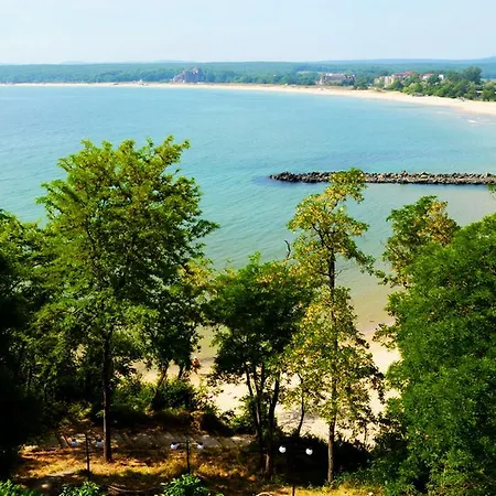 Pensiune By The Sea